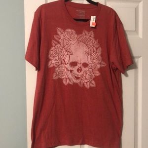 Old navy skull tshirt